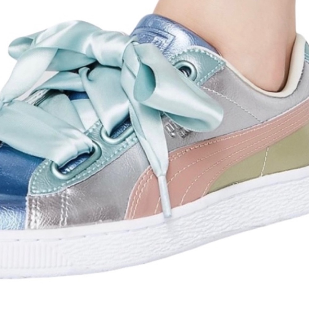 PUMA: Basket Heart Bauble Sneakers - Picture 6 of 7